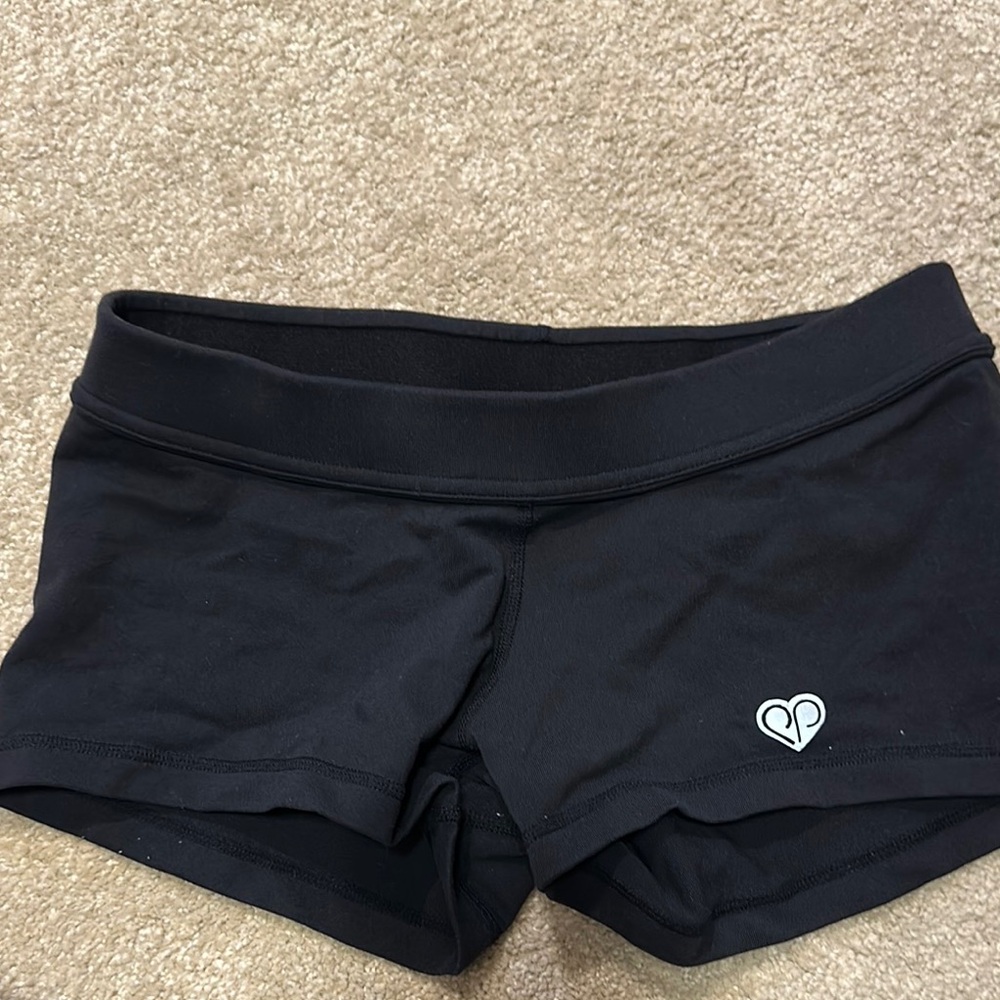 Black Women's Shorts lulu lemon 4